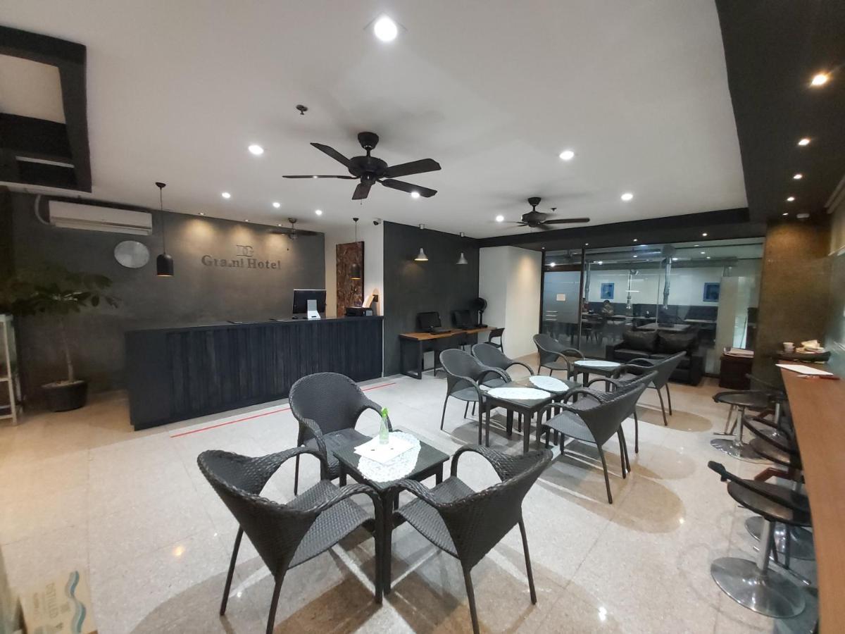 Dg Grami Hotel Paranaque City Eksteriør bilde