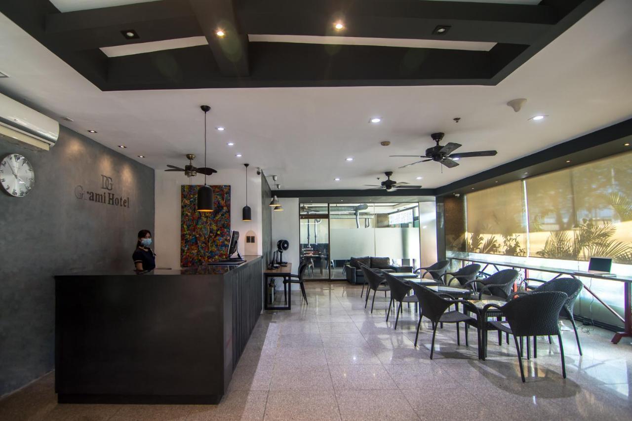 Dg Grami Hotel Paranaque City Eksteriør bilde
