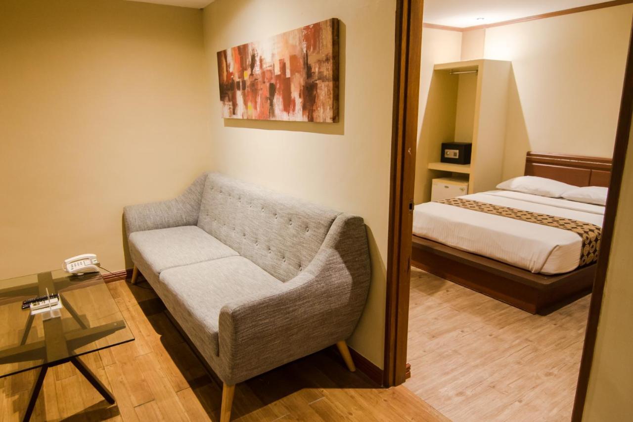 Dg Grami Hotel Paranaque City Eksteriør bilde