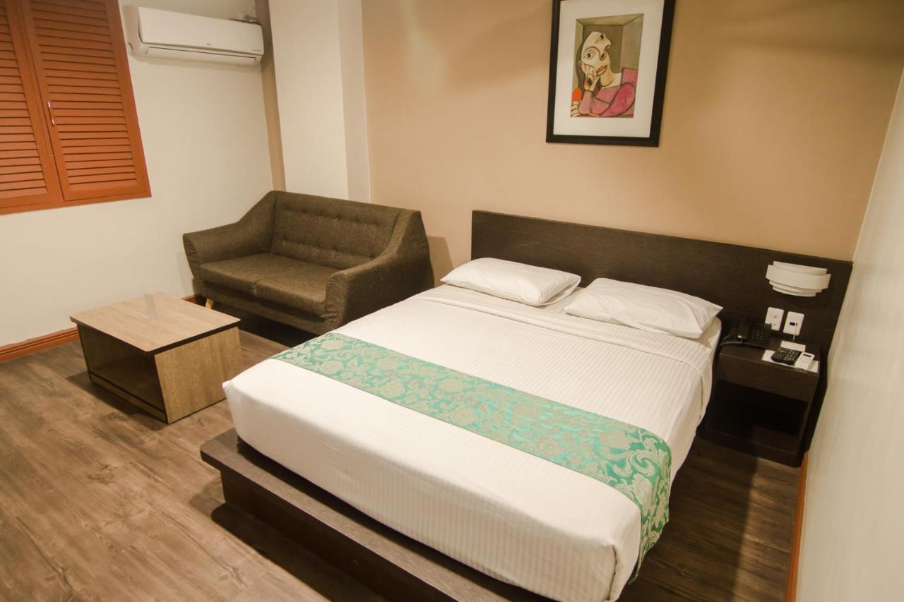 Dg Grami Hotel Paranaque City Eksteriør bilde
