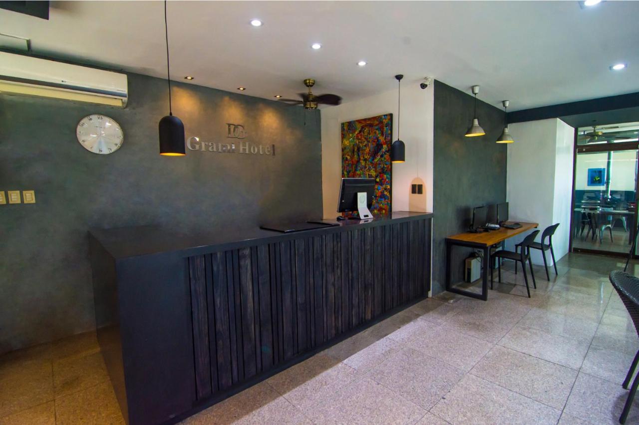 Dg Grami Hotel Paranaque City Eksteriør bilde