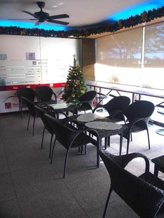 Dg Grami Hotel Paranaque City Eksteriør bilde