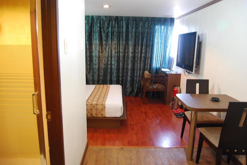 Dg Grami Hotel Paranaque City Rom bilde