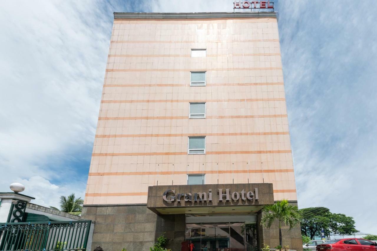 Dg Grami Hotel Paranaque City Eksteriør bilde
